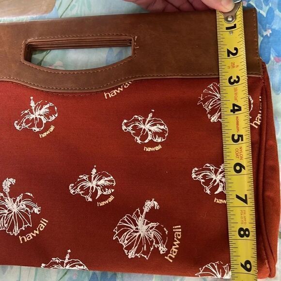 Vintage Hawaii Clutch Purse - Picture 11 of 11